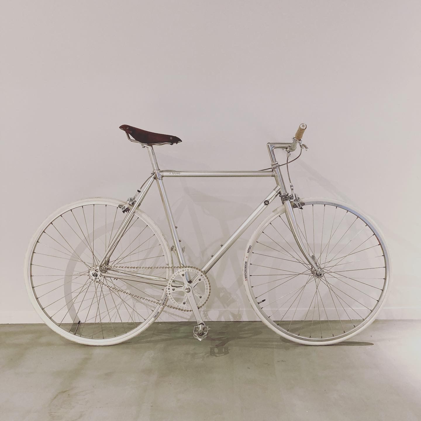 iwai シルバー ロードバイク ビンテージ iwai シルバー ロードバイク