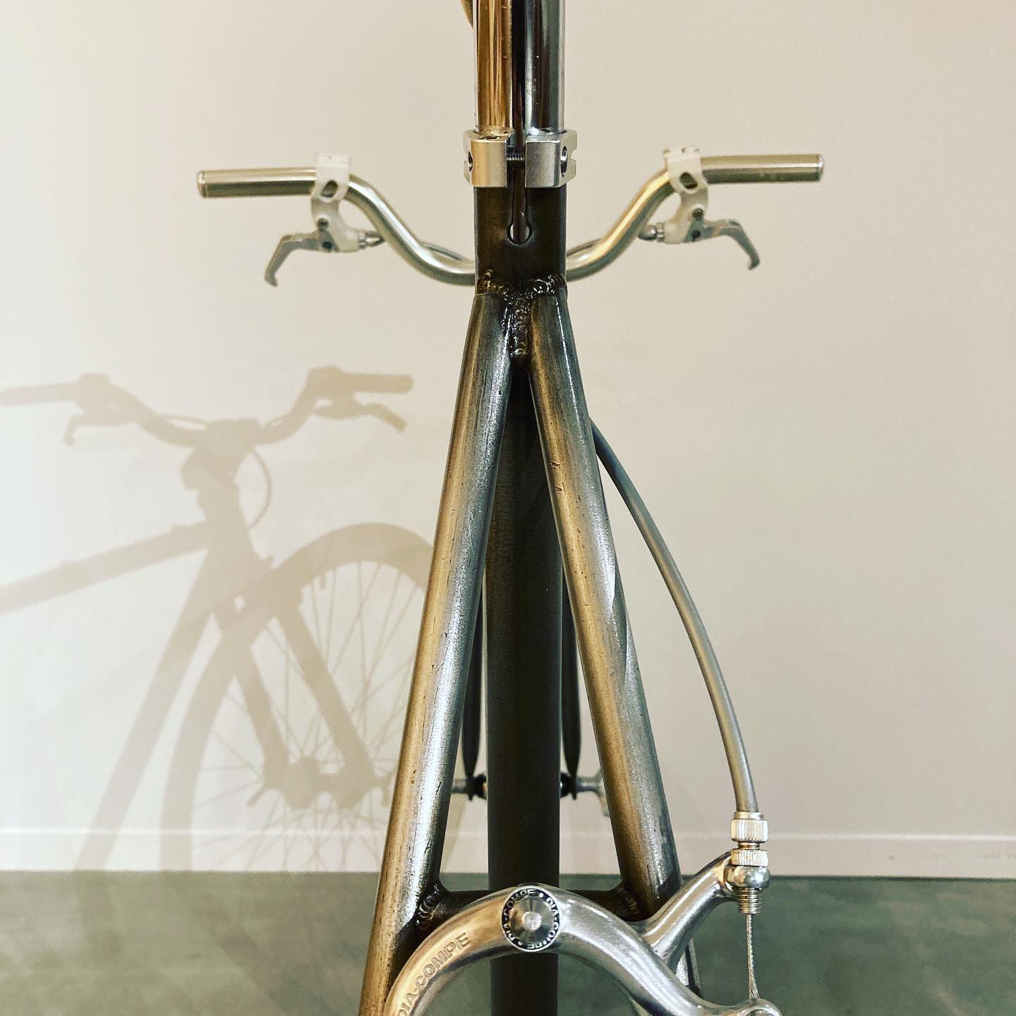 ファニーピスト｜RAWフィニッシュ | COBI