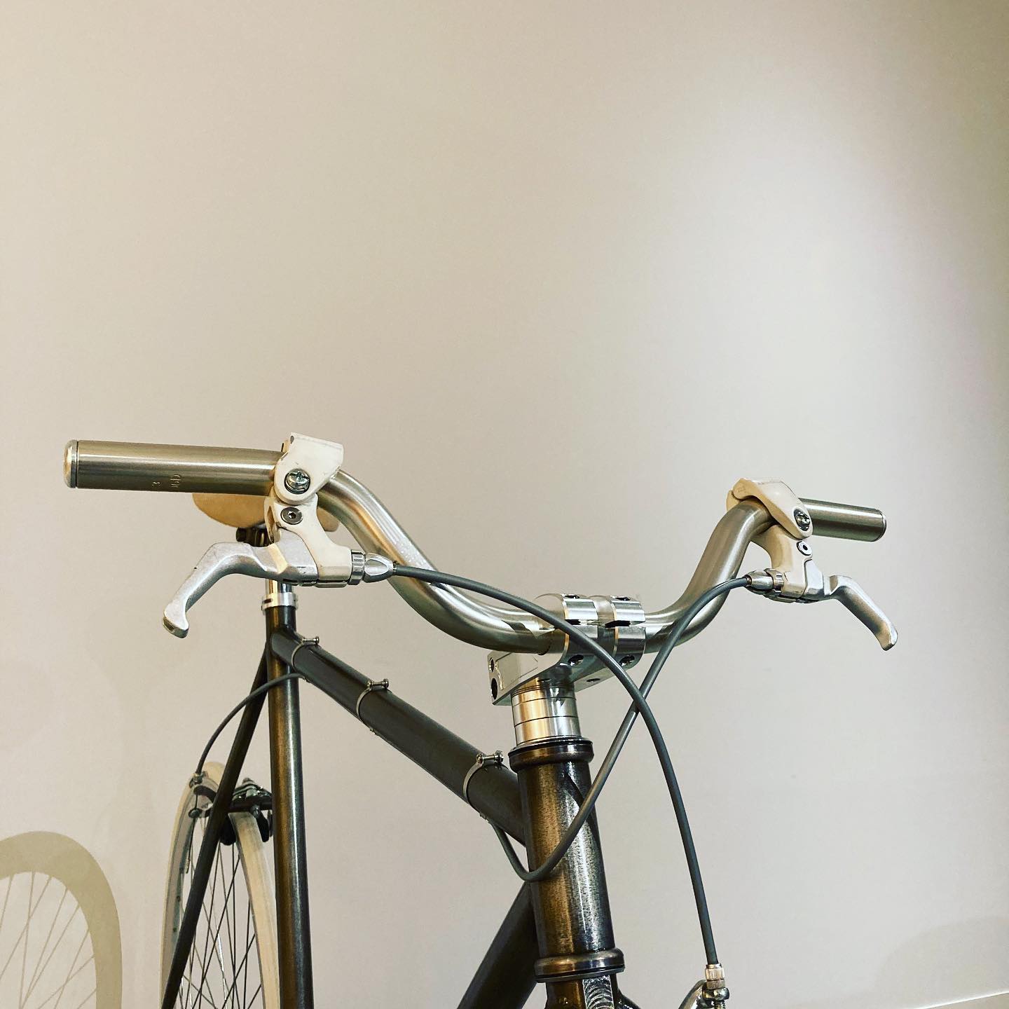 ファニーピスト｜RAWフィニッシュ | COBI
